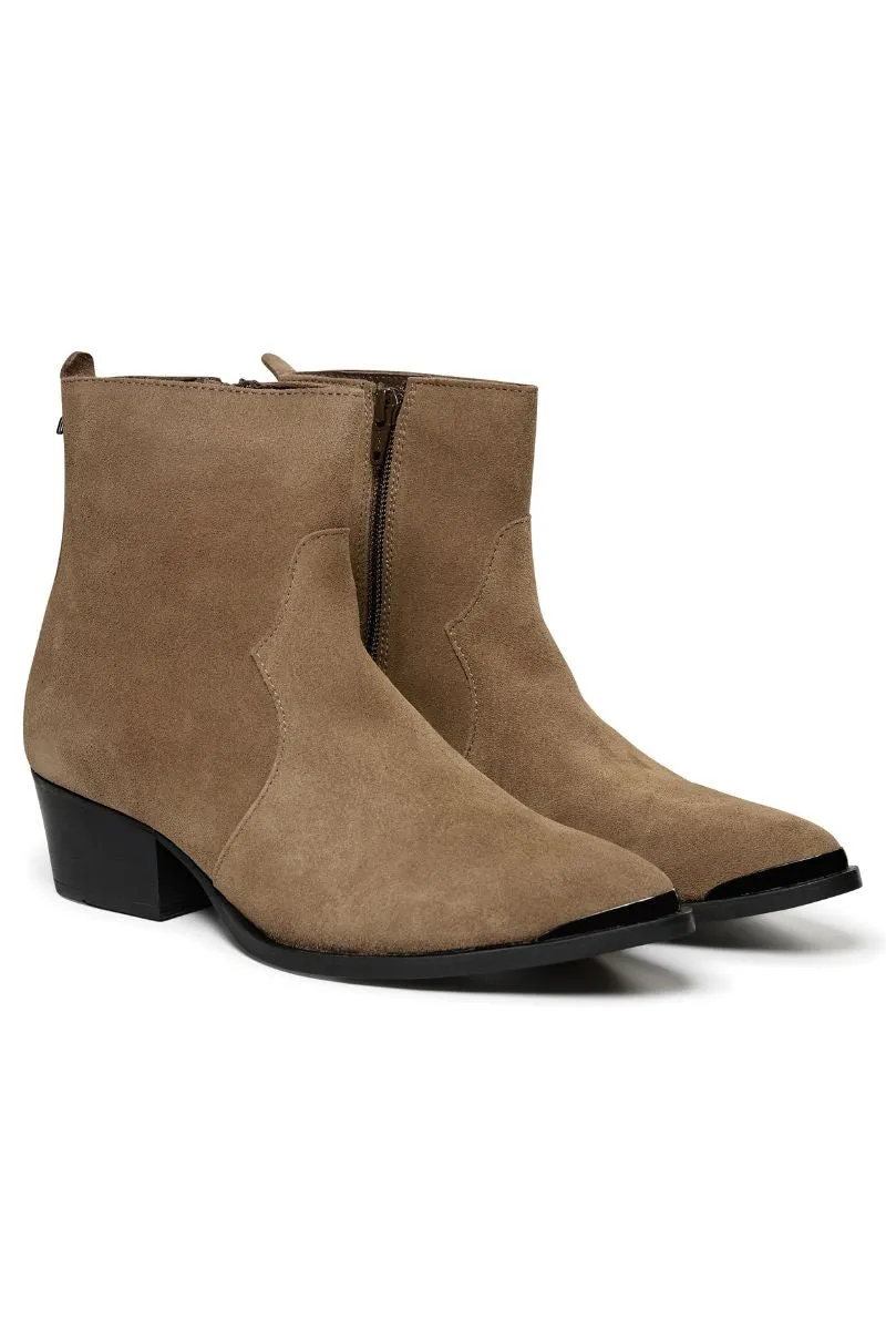 Amos Suede Boot | Dark Beige | Støvler fra Mos Mosh